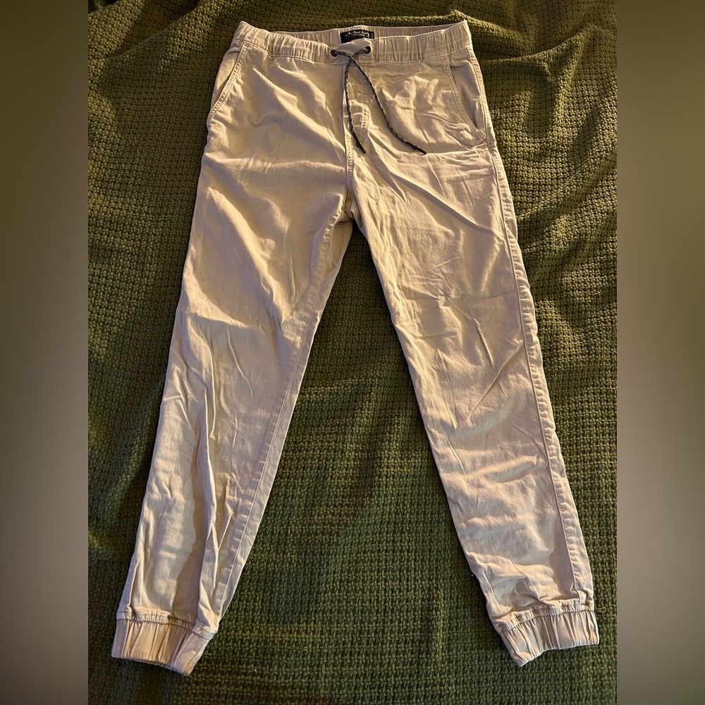 American Eagle khaki joggers